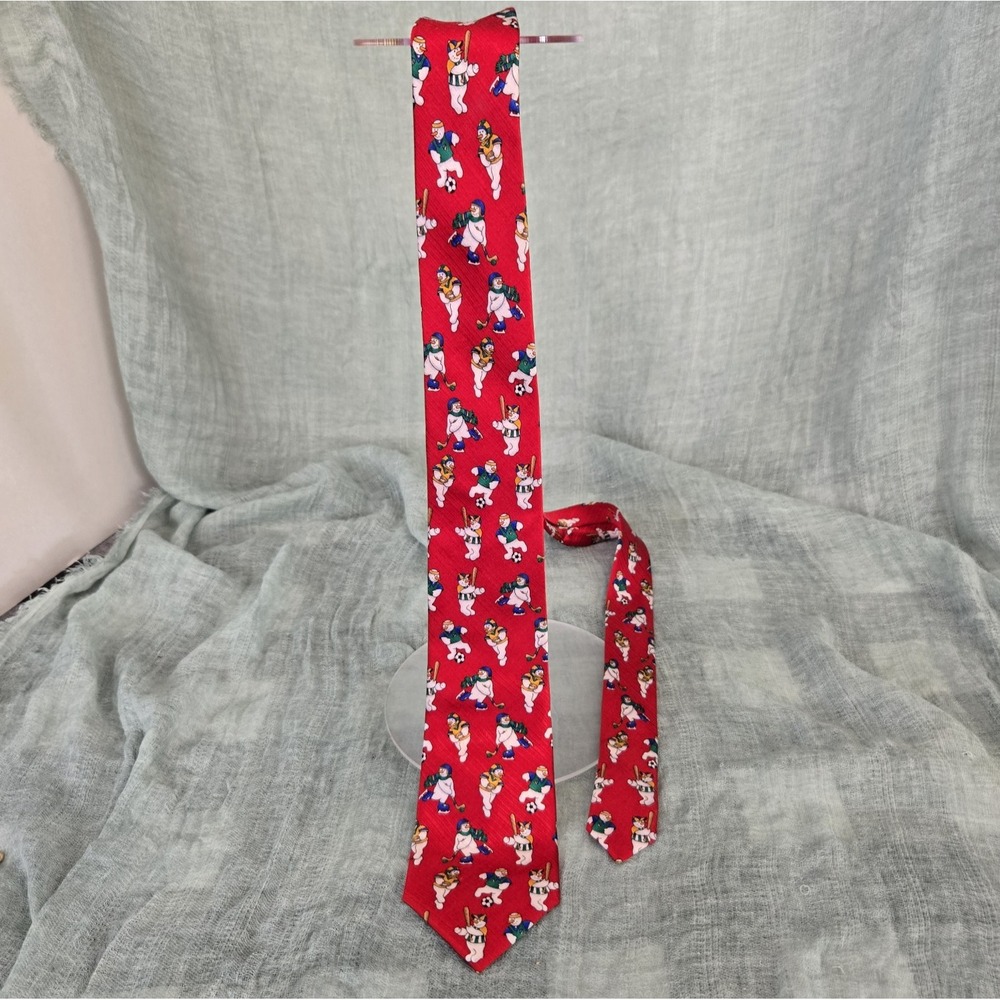 Dockers Boy's 100% Silk Neck Tie Winter Soccer Hockey Baseball Snowman Sports OS